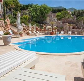 11 bedroom seafront villa with infinity pool near Budvar, sleeps 22